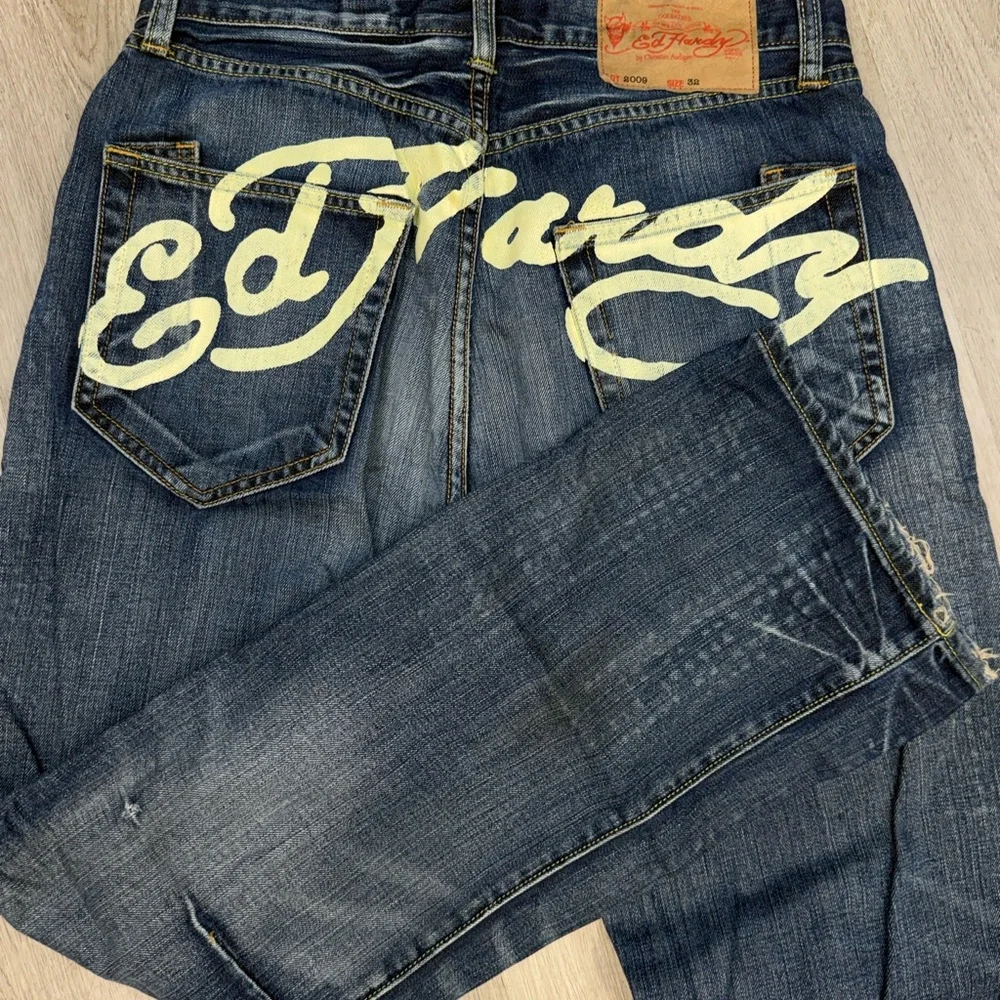 Ed Hardy Dark Blue Relaxed Men's Jeans - Picture 3 of 5